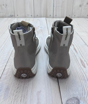Schoenen / laarsjes Vingino schoenmaat 35